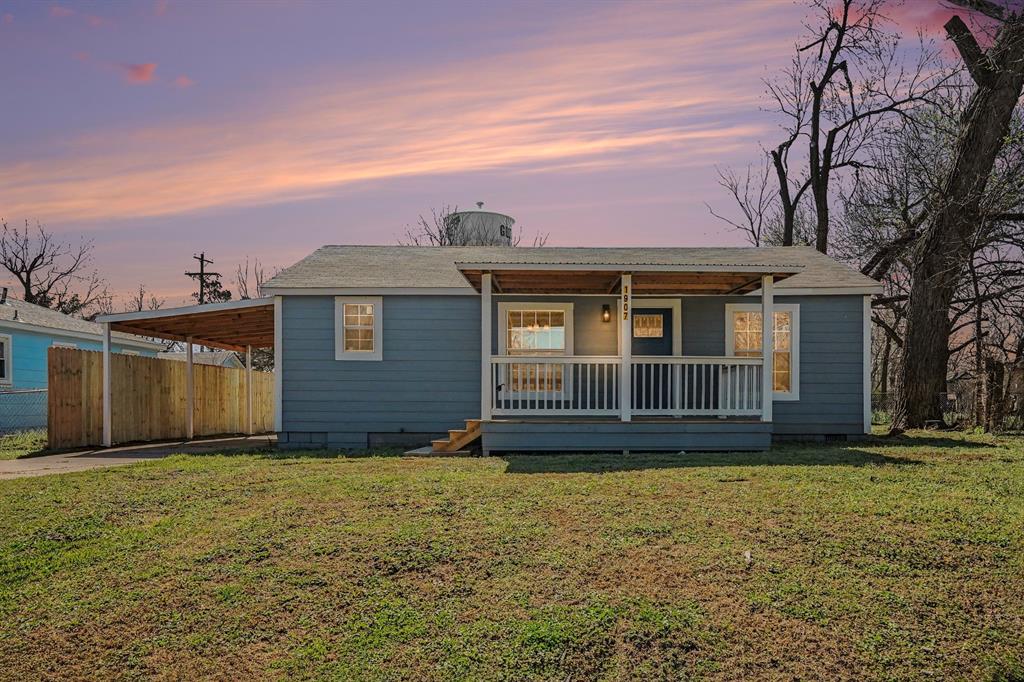 1907 W Oklahoma Avenue, Guthrie, OK 73044 listing photo